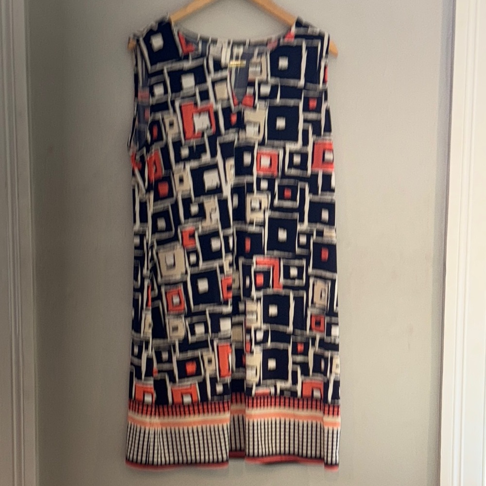 Chic Geometric Sleeveless Dress